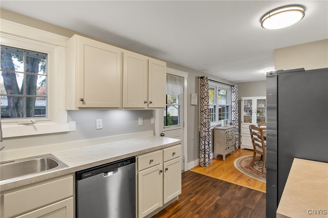 6 Quail Path Clay, NY 13090 - Photo 23 of 44