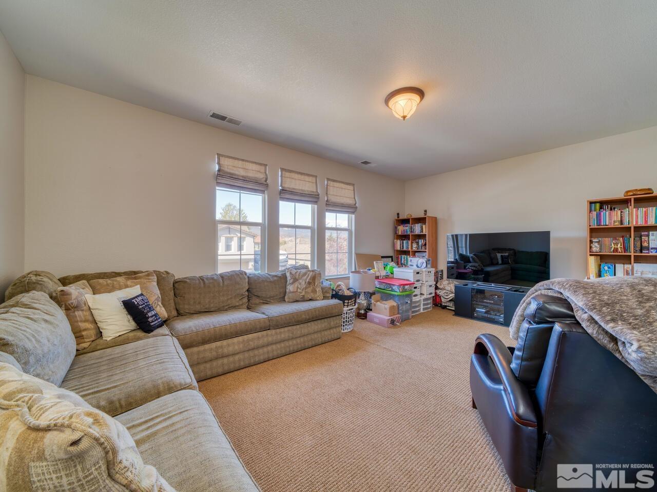 645 Royal Windsor Court Reno, NV 89521 - Photo 15 of 20 Photo 16