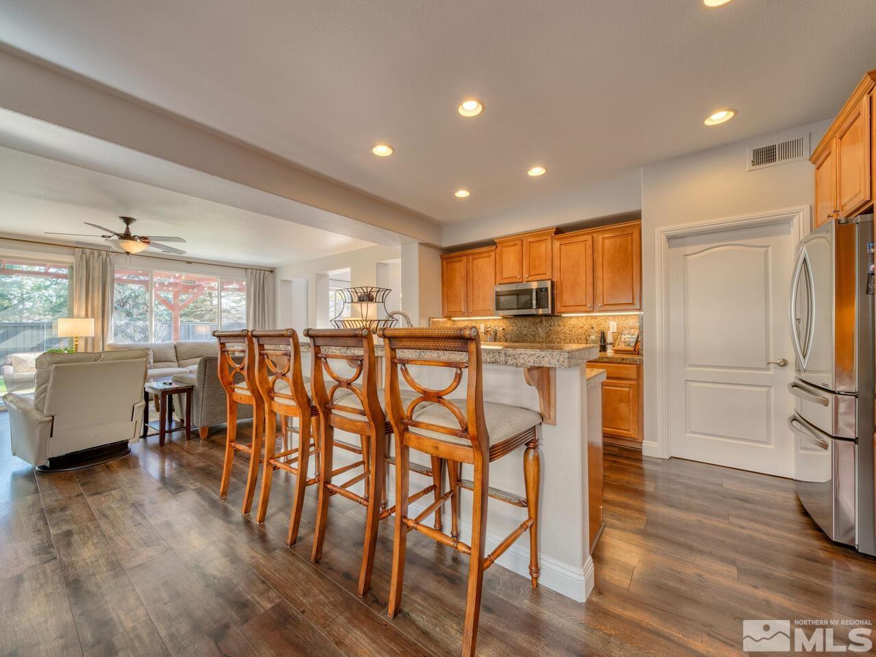 645 Royal Windsor Court Reno, NV 89521 - Photo 10 of 20 Photo 11