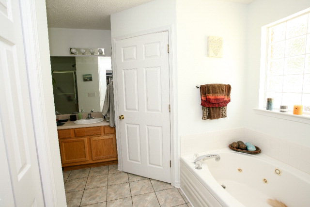 2100 Juniper Street North Foley, AL 36535 - Photo 22 of 30 Master Bath