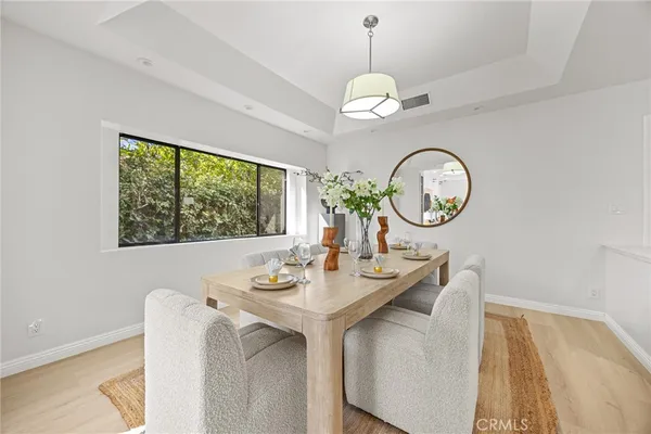 $3,858,000 | 673 South Mentor Avenue, Pasadena, CA 91106