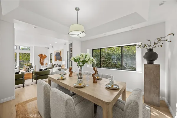 $3,858,000 | 673 South Mentor Avenue, Pasadena, CA 91106