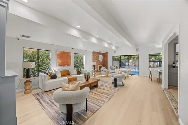 $3,858,000 | 673 South Mentor Avenue, Pasadena, CA 91106