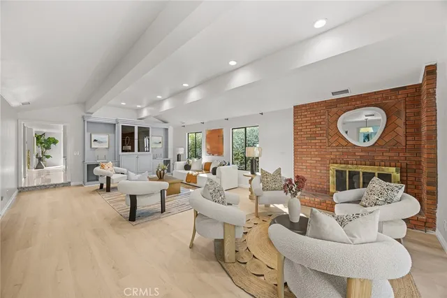 $3,998,000 | 673 South Mentor Avenue, Pasadena, CA 91106