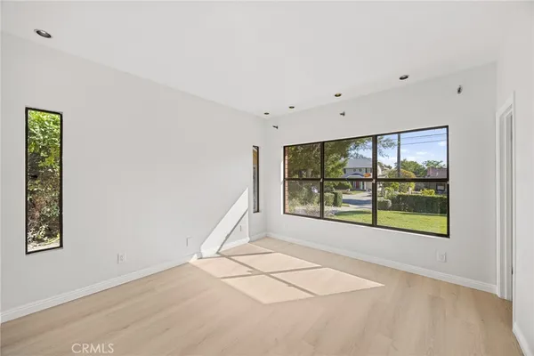 $3,858,000 | 673 South Mentor Avenue, Pasadena, CA 91106