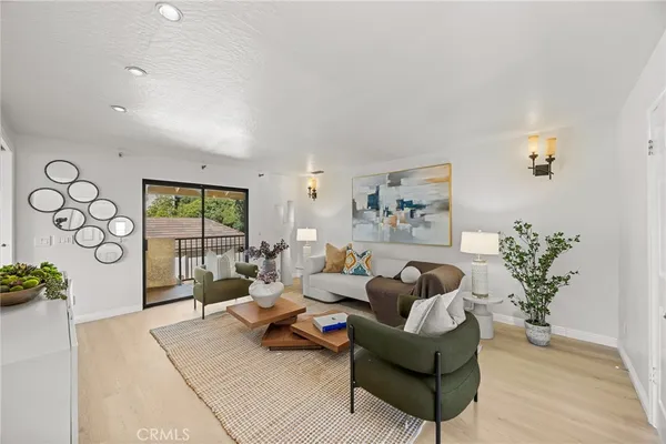 $3,858,000 | 673 South Mentor Avenue, Pasadena, CA 91106