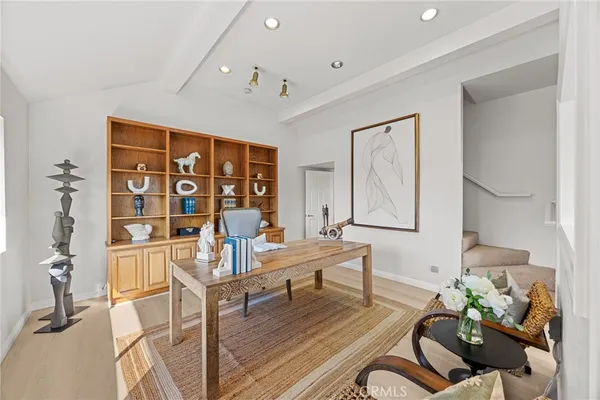 $3,858,000 | 673 South Mentor Avenue, Pasadena, CA 91106