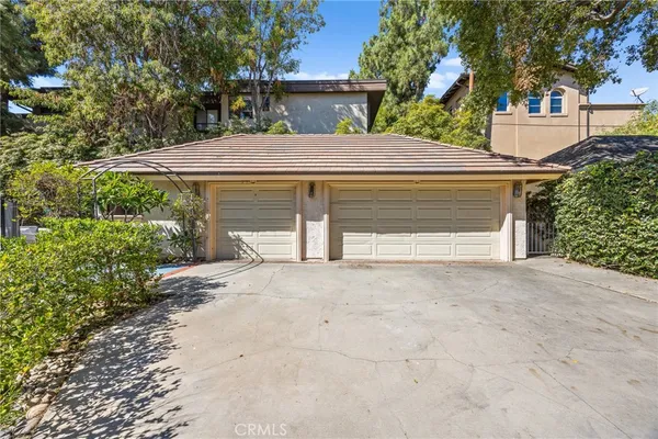 $3,858,000 | 673 South Mentor Avenue, Pasadena, CA 91106
