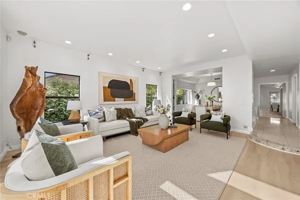 $3,858,000 | 673 South Mentor Avenue, Pasadena, CA 91106