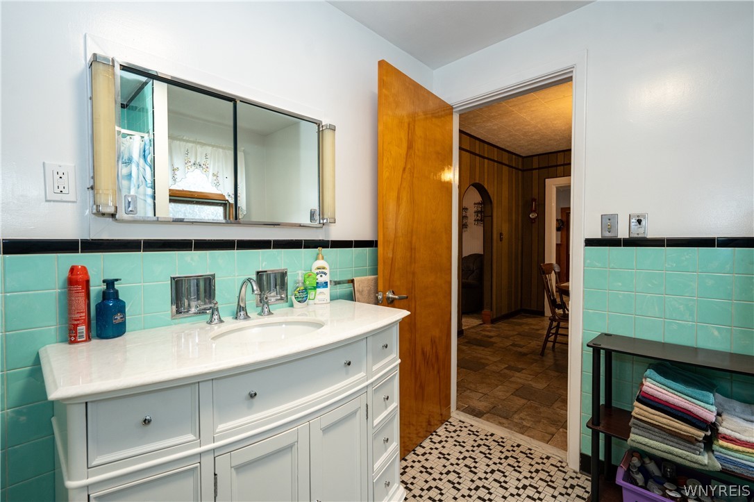 91 Spring Street Lackawanna, NY 14218 - Photo 25 of 50