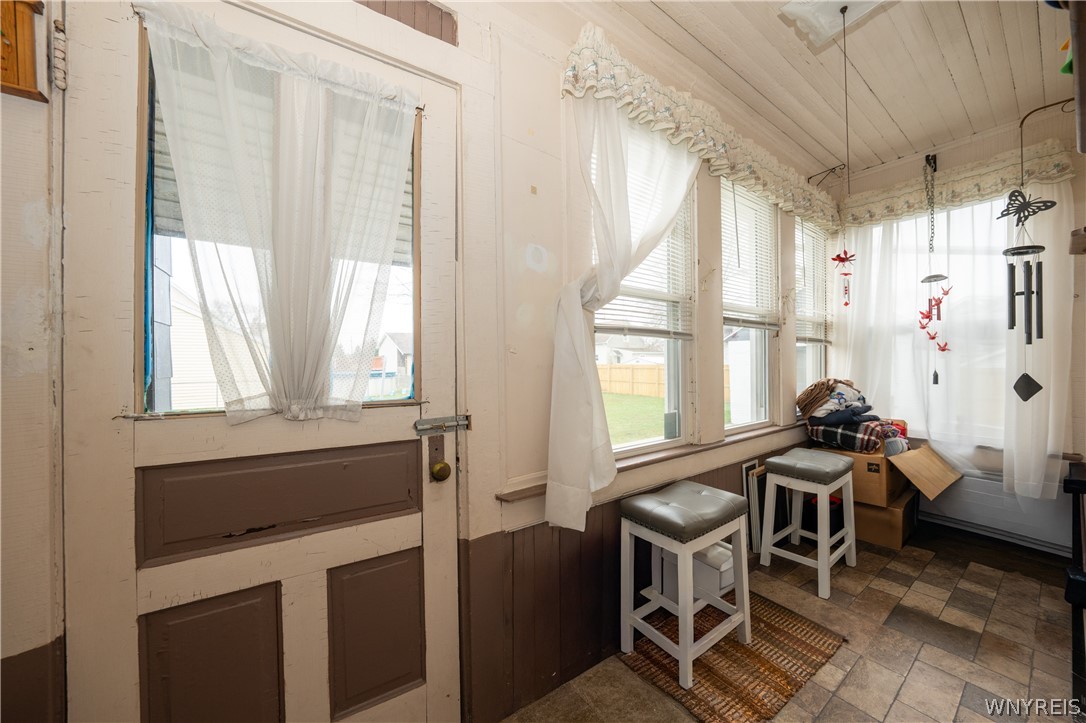 91 Spring Street Lackawanna, NY 14218 - Photo 9 of 50