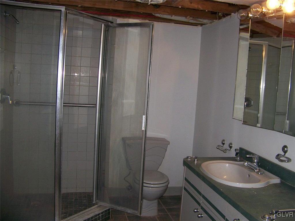 557 Country Club Road Easton, PA 18045 - Photo 14 of 35 Gallery Image 14