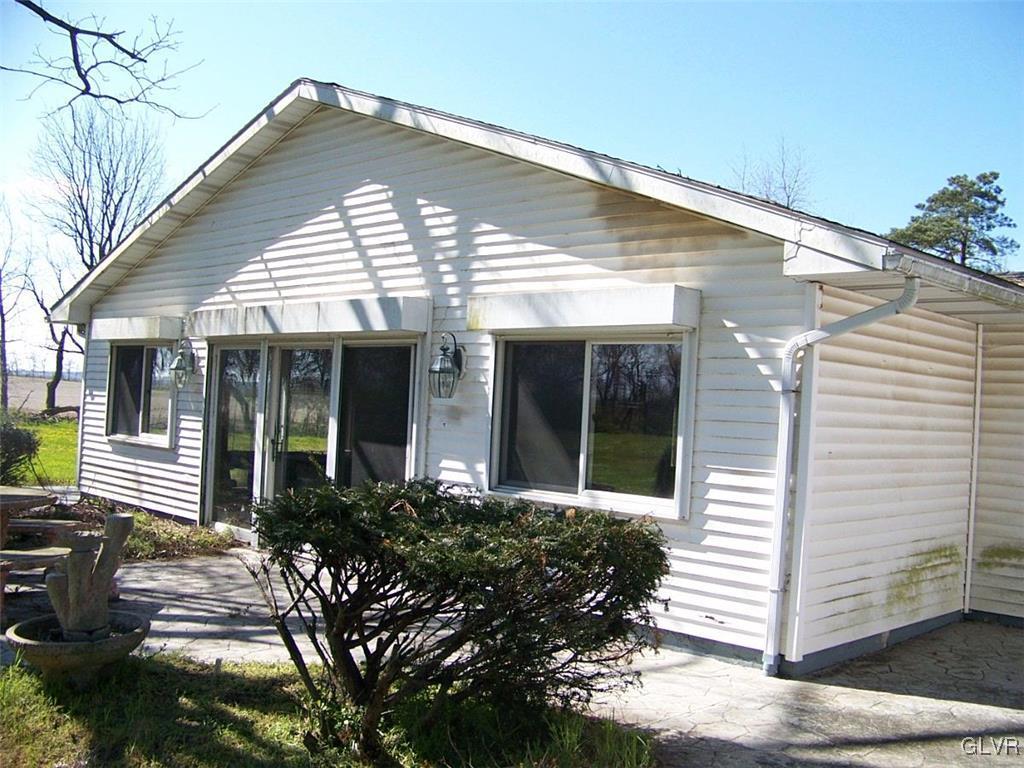 557 Country Club Road Easton, PA 18045 - Photo 17 of 35 Gallery Image 17