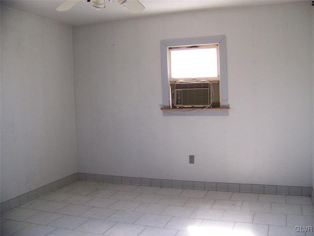 557 Country Club Road Easton, PA 18045 - Photo 28 of 35 Gallery Image 28