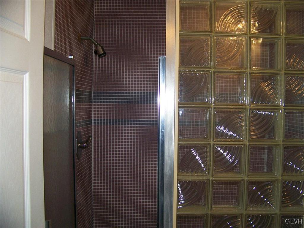 557 Country Club Road Easton, PA 18045 - Photo 30 of 35 Gallery Image 30