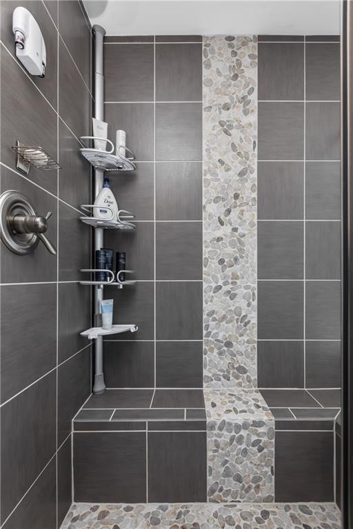 3871 Pelham Road Carmel, IN 46074 - Photo 22 of 45 Gallery Image 22