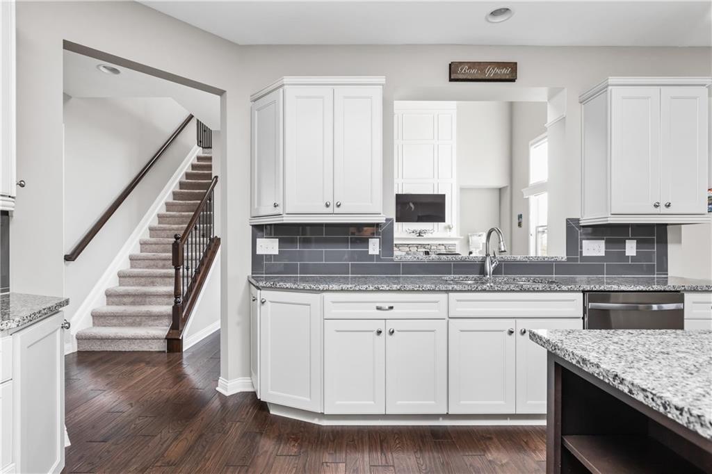 3871 Pelham Road Carmel, IN 46074 - Photo 10 of 45 Gallery Image 10