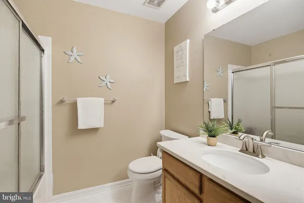 $435,000 | 7061 Holly Springs Lane, Unit 194, Elkridge, MD 21075