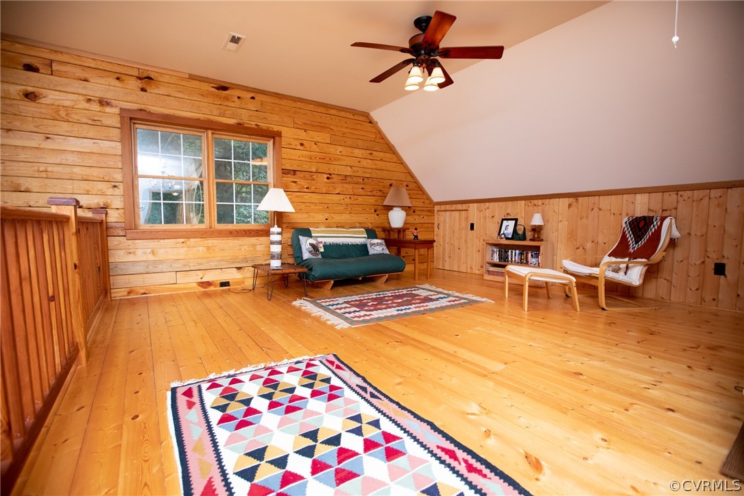 423 Whites Chapel Road Phenix, VA 23959 - Photo 11 of 50 Gallery Image 11