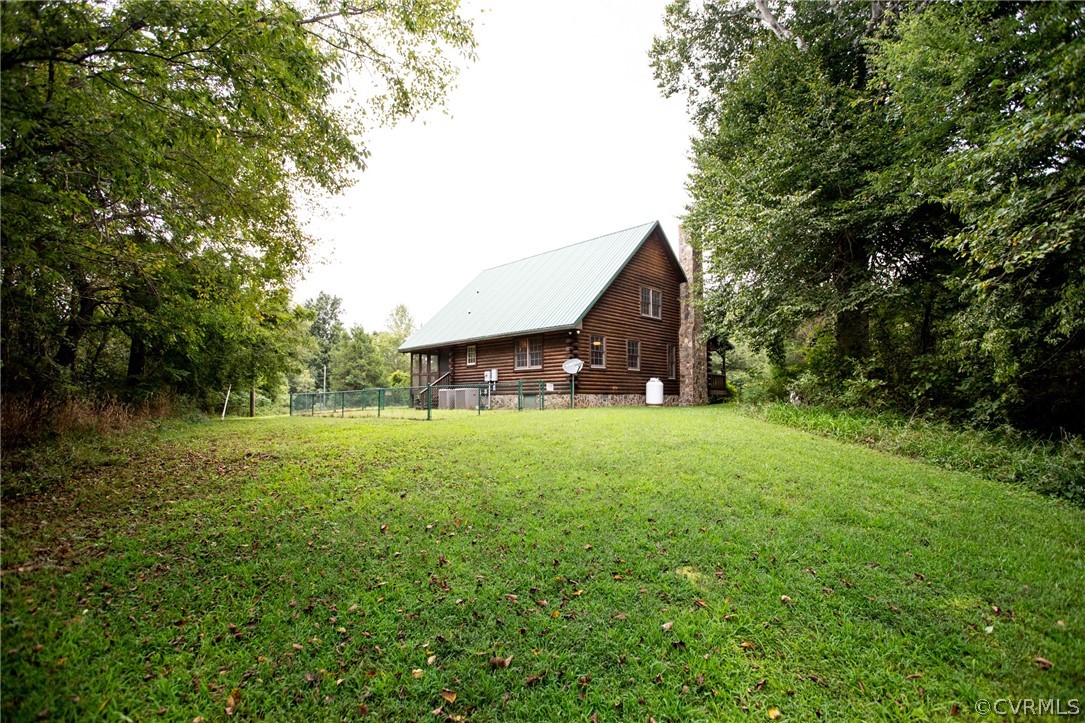 423 Whites Chapel Road Phenix, VA 23959 - Photo 46 of 50 Gallery Image 46