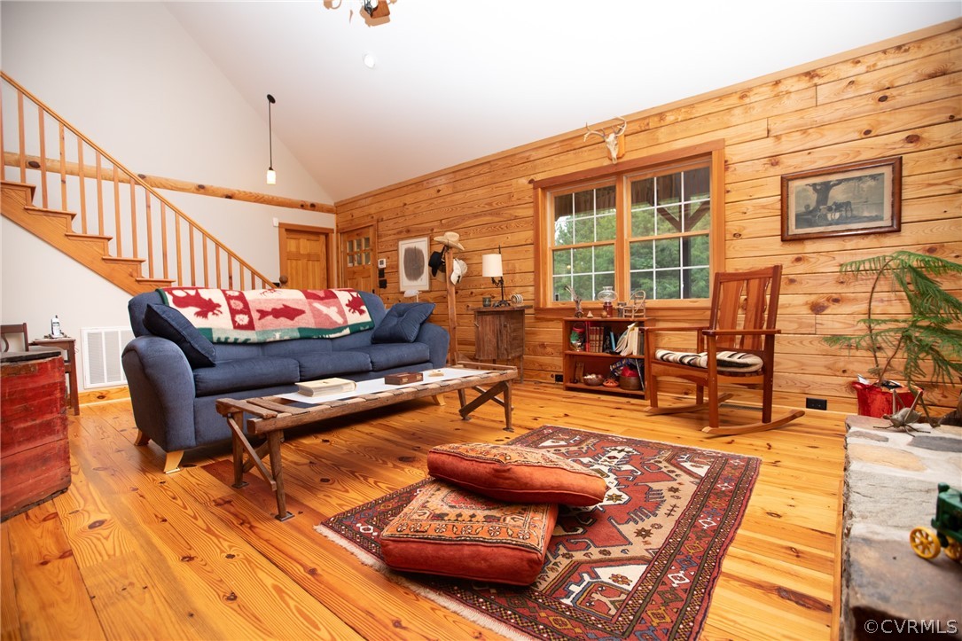 423 Whites Chapel Road Phenix, VA 23959 - Photo 9 of 50 Gallery Image 9