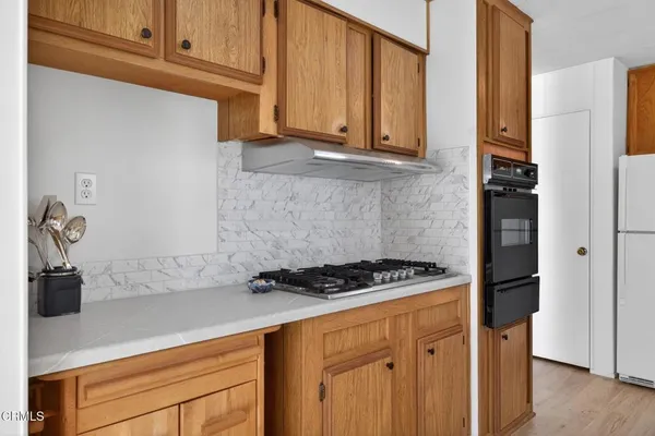 $279,900 | 6 Wisteria Way, Unit 6, Ventura, CA 93004