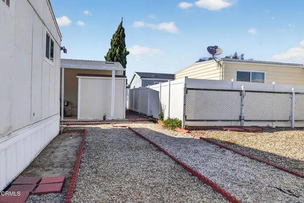 $279,900 | 6 Wisteria Way, Unit 6, Ventura, CA 93004