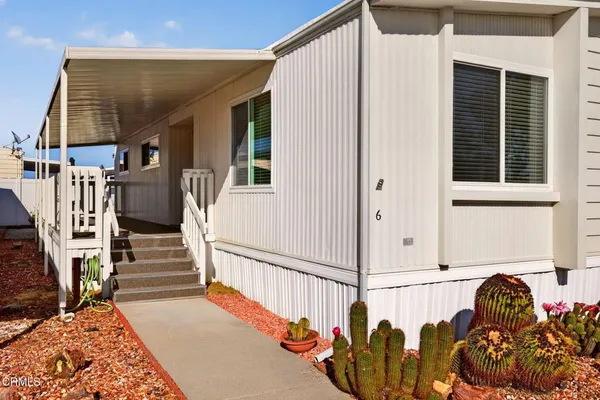 $279,900 | 6 Wisteria Way, Unit 6, Ventura, CA 93004