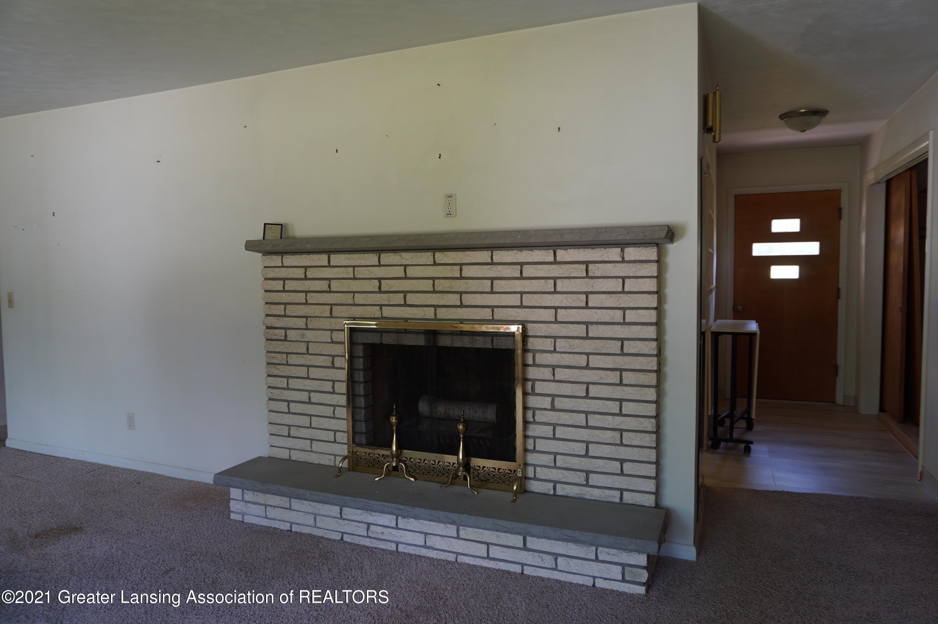 6246 West Stoll Road Lansing, MI 48906 - Photo 3 of 33 DSC02136