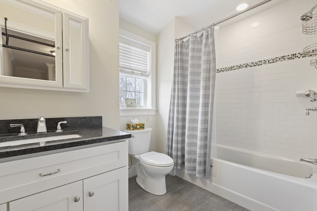113 Elm Street, Unit D Quincy, MA 02169 - Photo 22 of 39 Gallery Image 22