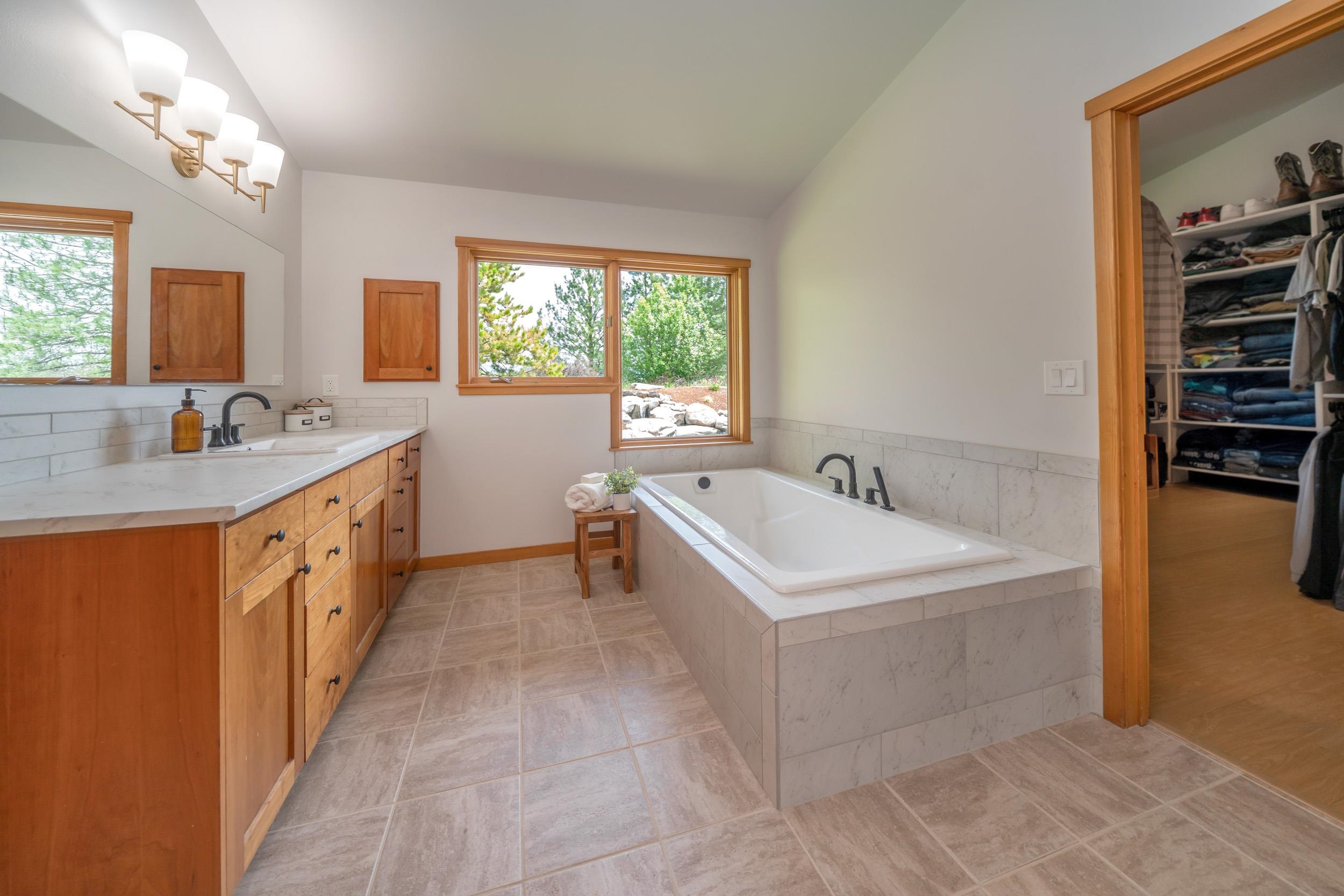 1616 East Whispering Springs Lane Colbert, WA 99005 - Photo 25 of 49