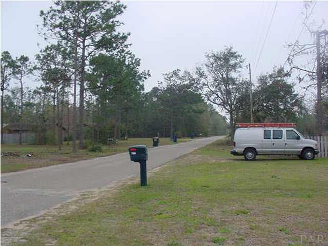 7990 Beneva Road Milton, FL 32583 - Photo 4 of 10 Gallery Image 4