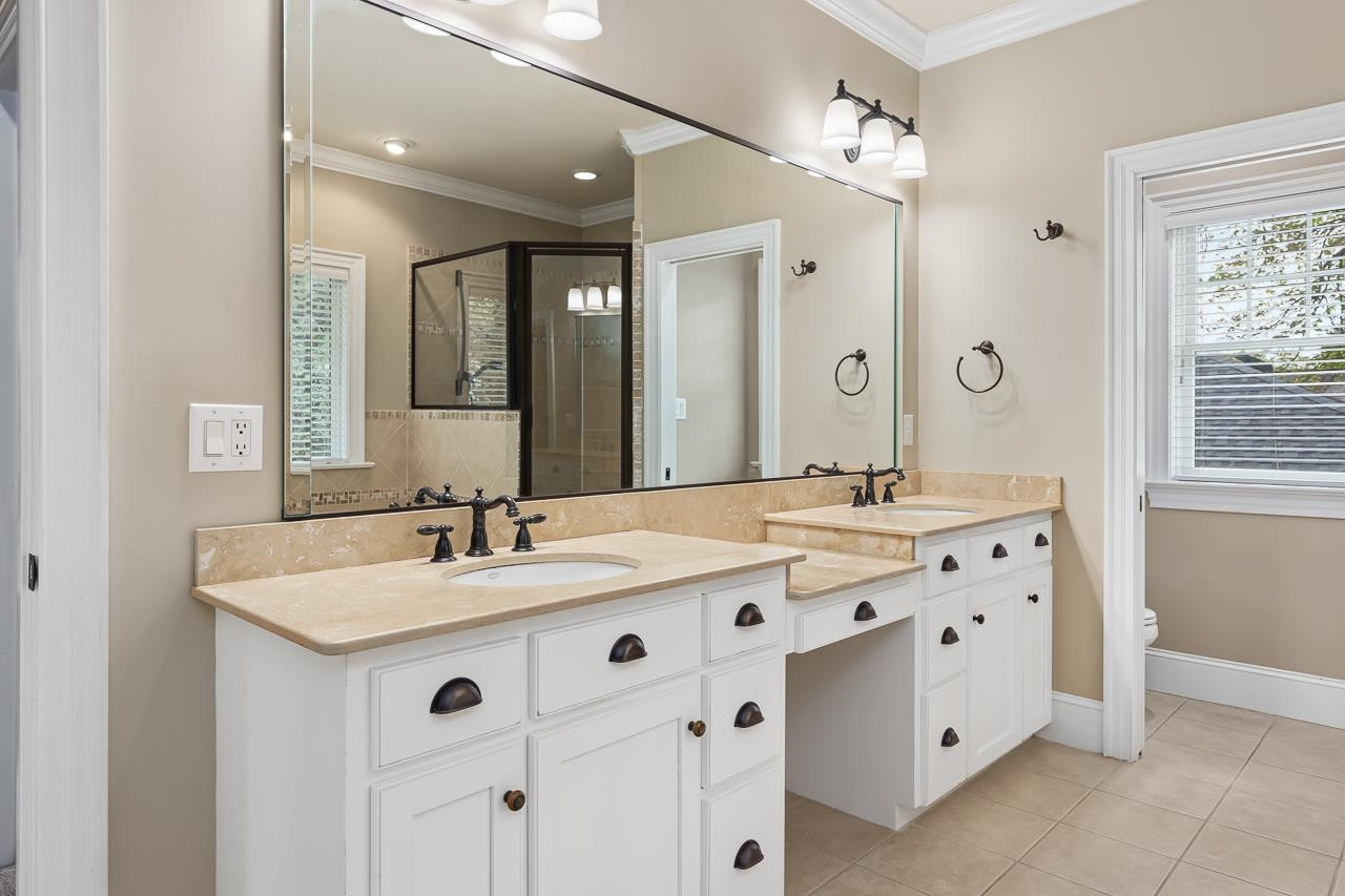 2223 Creston Road Raleigh, NC 27608 - Photo 23 of 43 Photo 23
