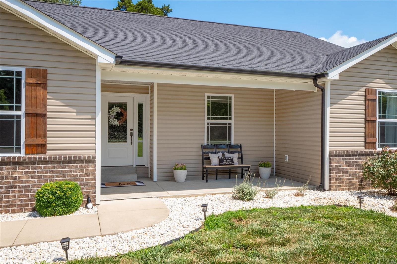 7130 Clayton Road Waterloo, IL 62298 - Photo 2 of 38
