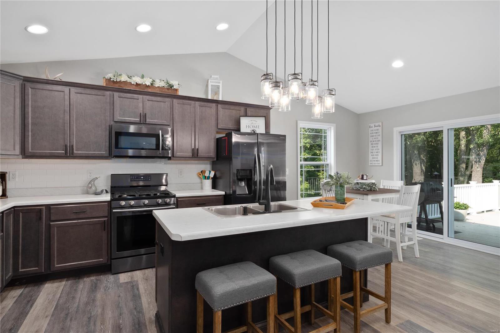 7130 Clayton Road Waterloo, IL 62298 - Photo 11 of 38