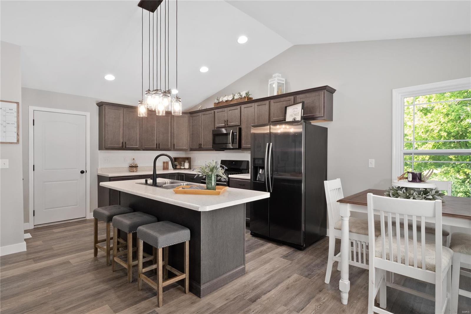 7130 Clayton Road Waterloo, IL 62298 - Photo 13 of 38