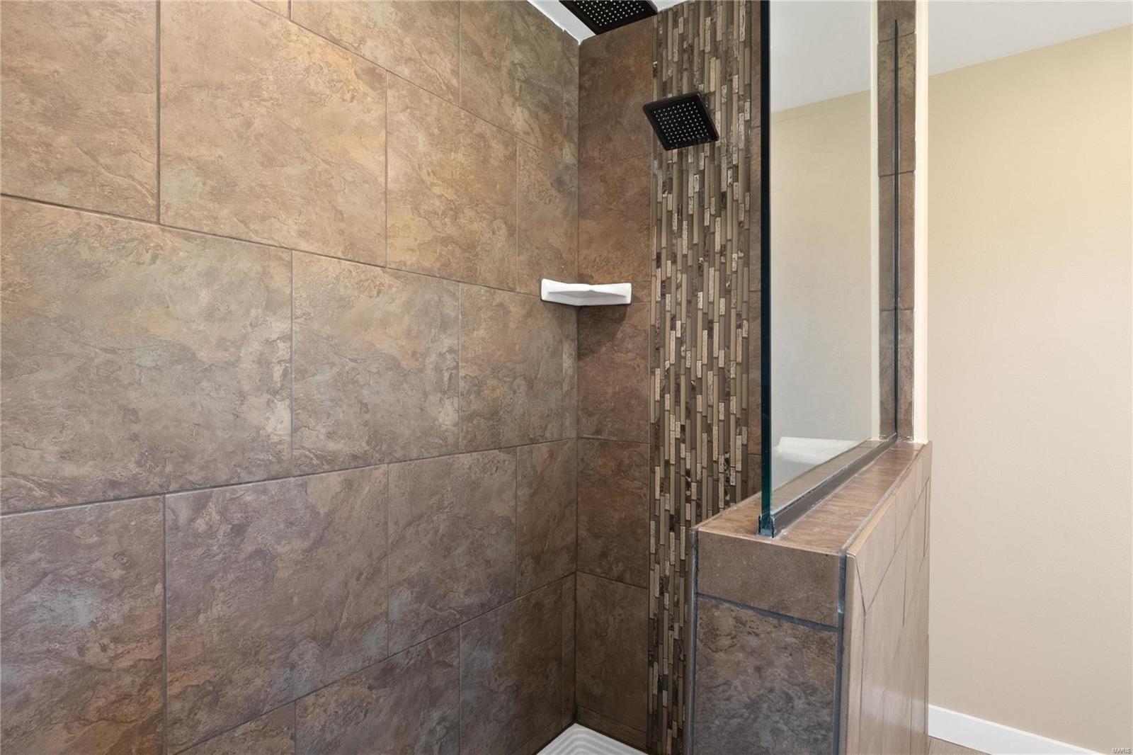 7130 Clayton Road Waterloo, IL 62298 - Photo 17 of 38