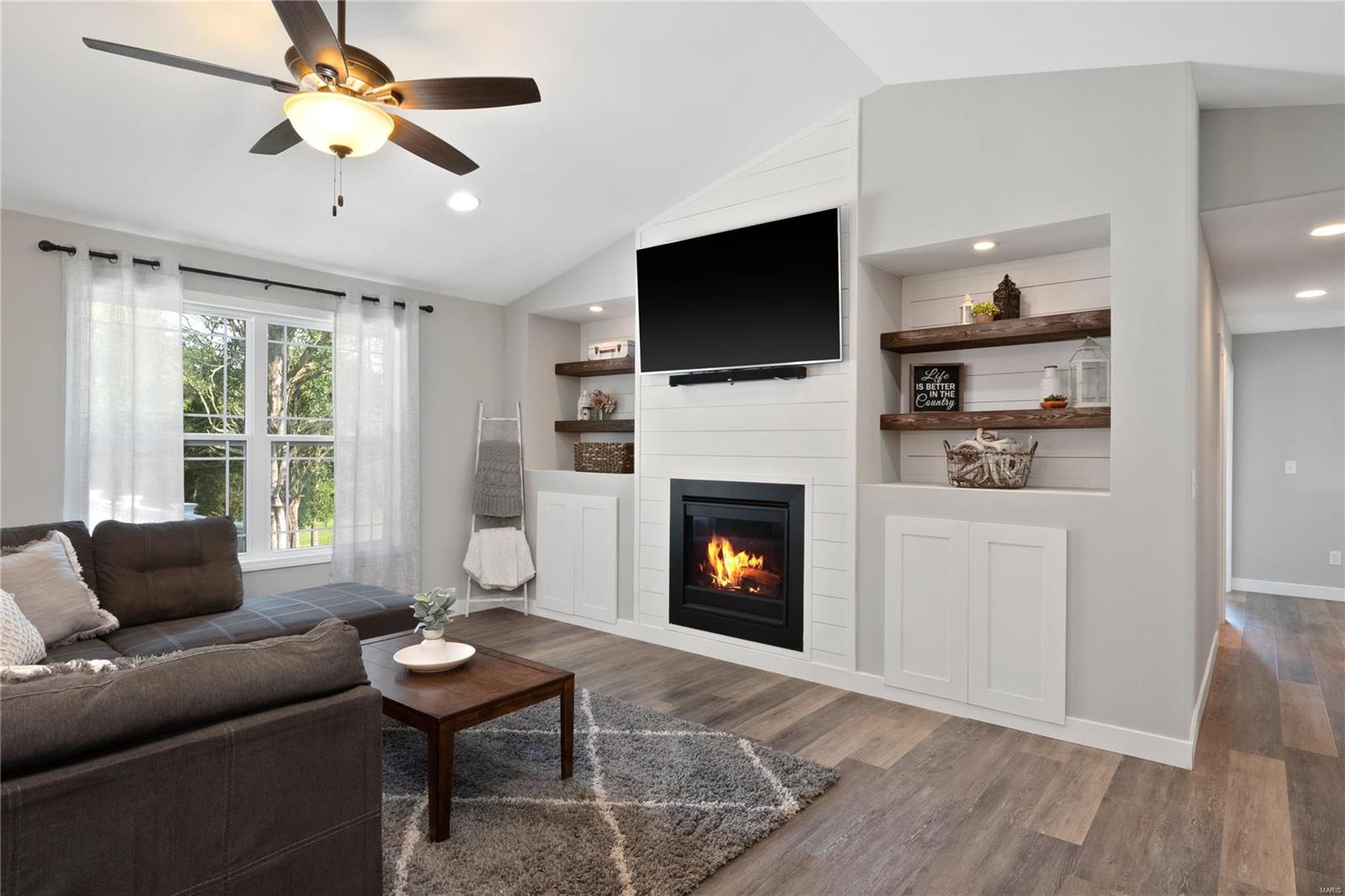 7130 Clayton Road Waterloo, IL 62298 - Photo 9 of 38