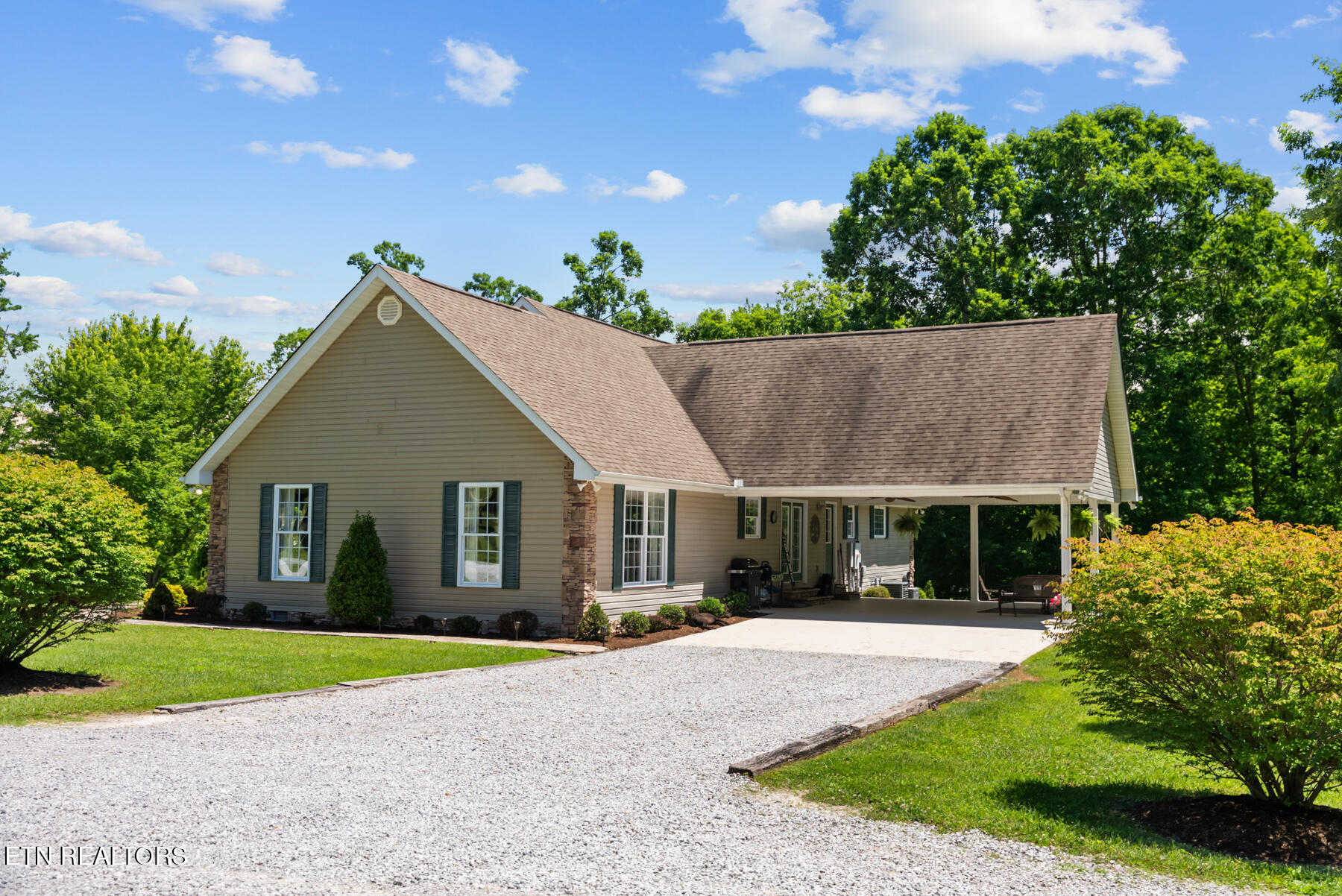 5171 Wilder Road Grimsley, TN 38565 - Photo 8 of 59 DSC03170