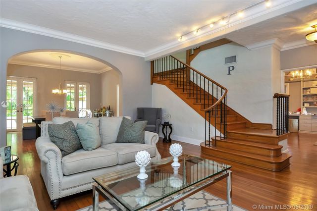 $990,000 | 1300 Granada Boulevard, Coral Gables, FL 33134