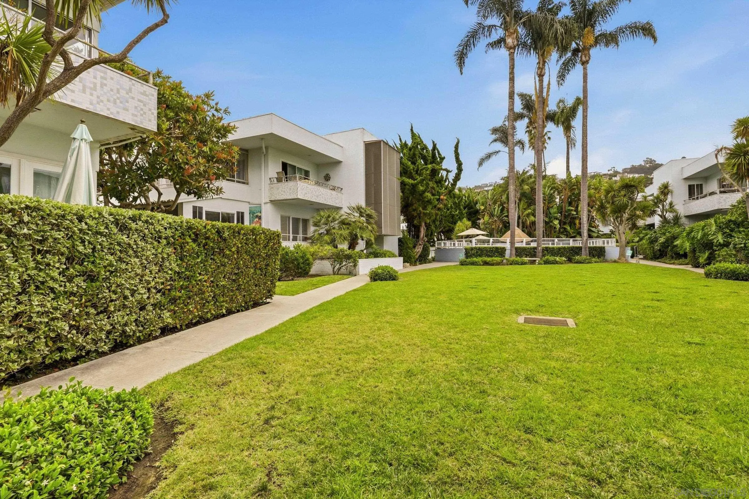 2364 Torrey Pines Road, Unit 38 La Jolla, CA 92037 - Photo 4 of 36