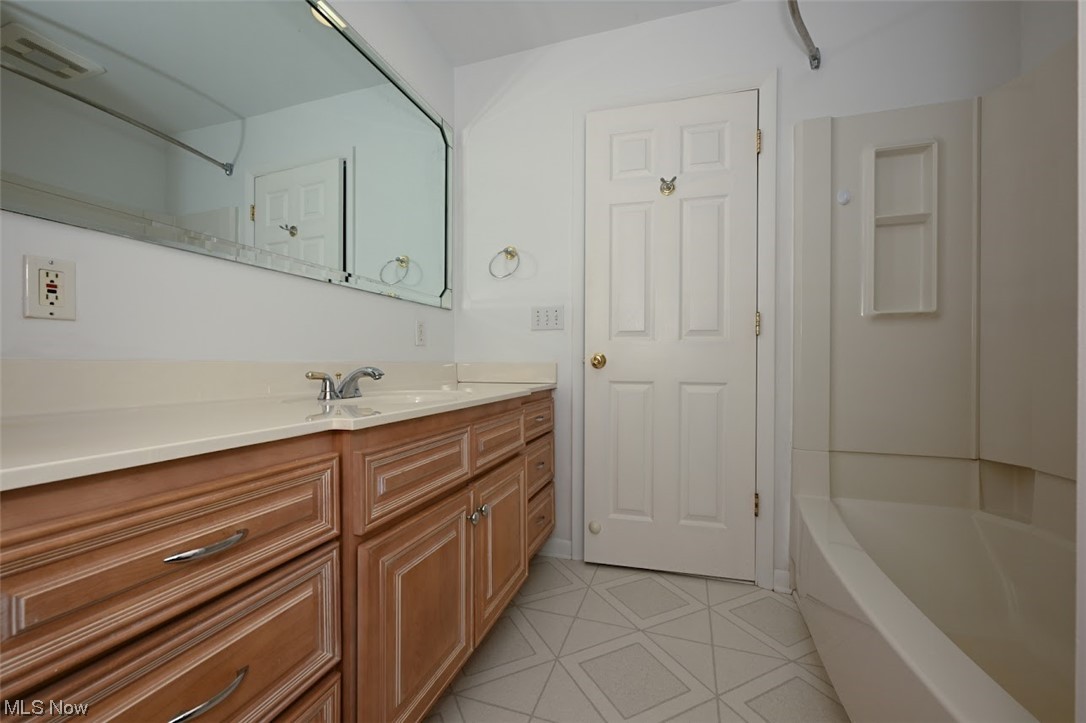 1915 Bridger Road Akron, OH 44312 - Photo 14 of 34