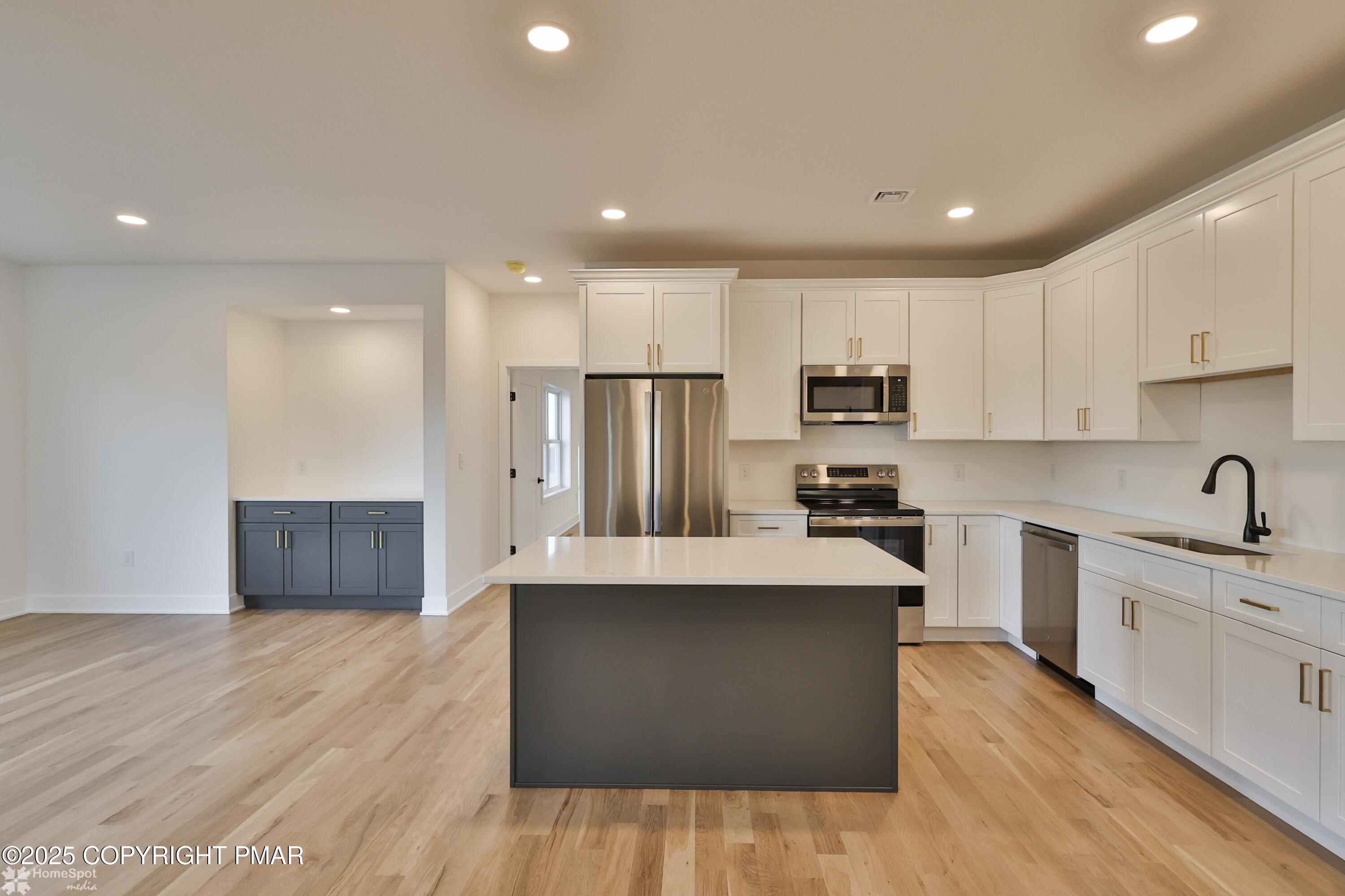 448 Long Lane Road Walnutport, PA 18088 - Photo 7 of 62 HSM (35 of 82)