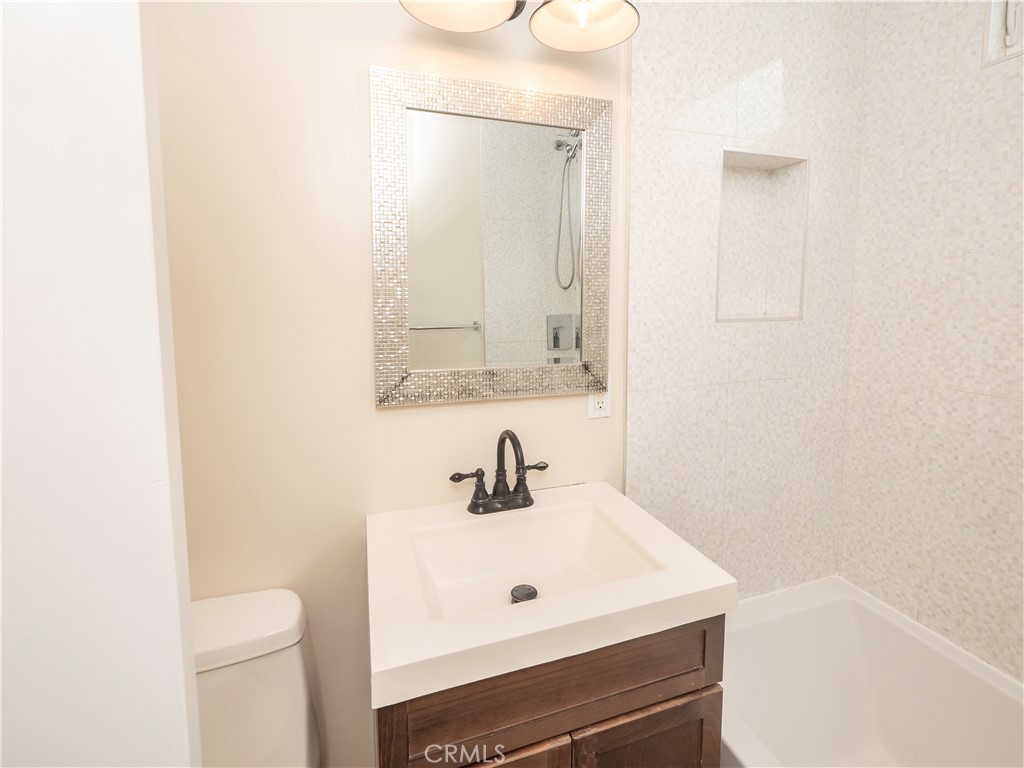 1802 Rindge Lane Redondo Beach, CA 90278 - Photo 24 of 62 Gallery Image 24