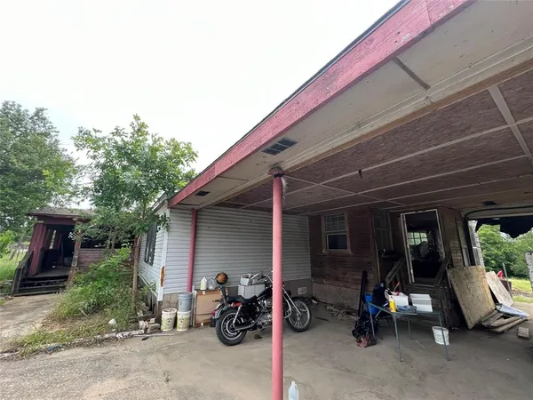 $1,450 | 210 County Road 1015, Princeton, TX 75407