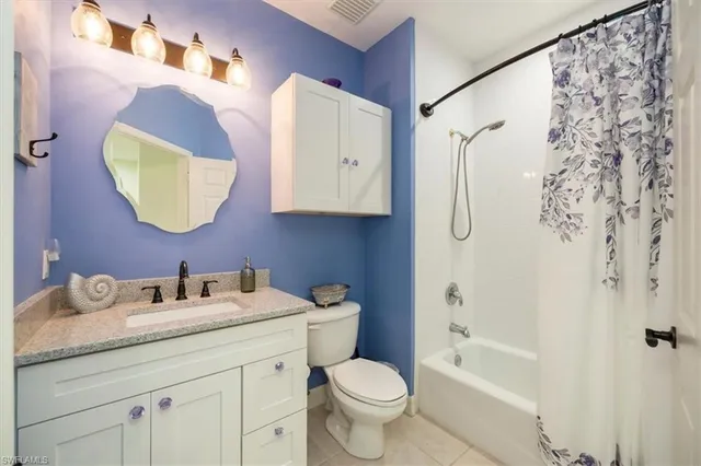 $398,000 | 8315 Big Acorn Circle, Unit 902, Naples, FL 34119