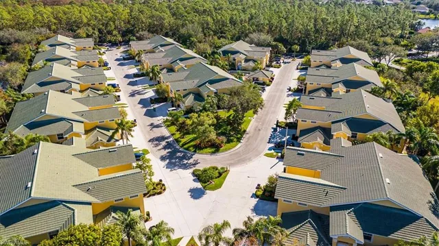 $398,000 | 8315 Big Acorn Circle, Unit 902, Naples, FL 34119