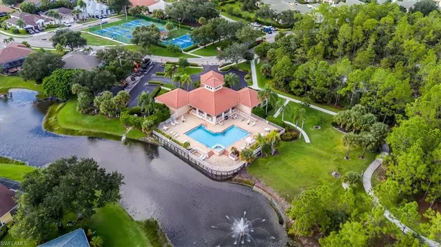 $398,000 | 8315 Big Acorn Circle, Unit 902, Naples, FL 34119