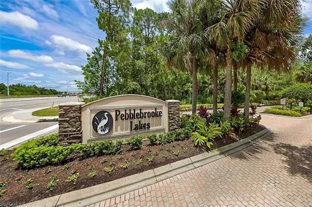 $398,000 | 8315 Big Acorn Circle, Unit 902, Naples, FL 34119