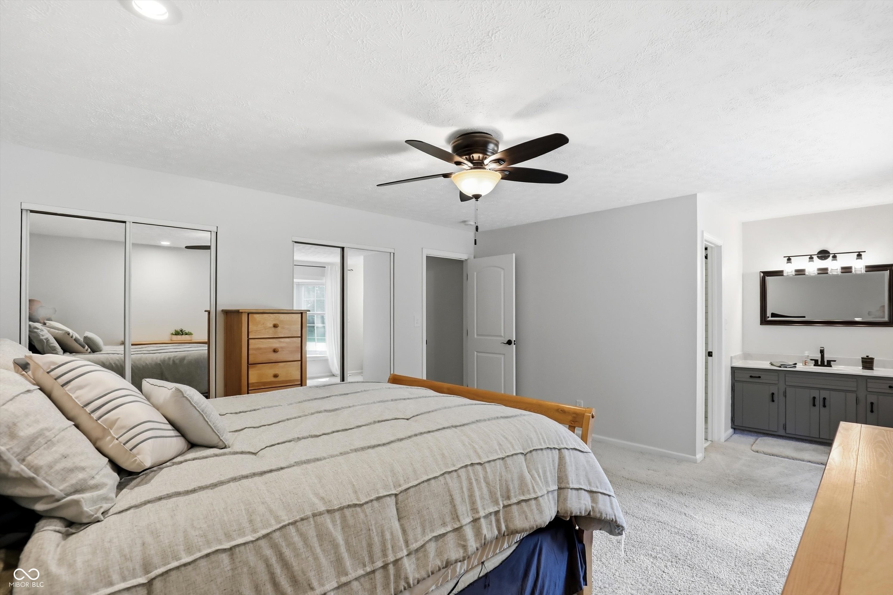 9689 Sycamore Road Carmel, IN 46032 - Photo 35 of 55
